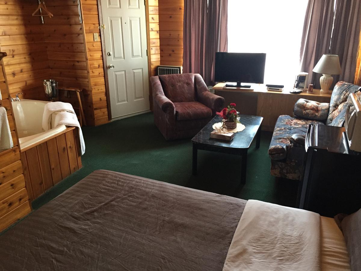 Falcon Lake Hotel Exteriér fotografie